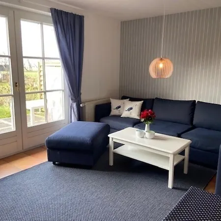Holiday home Haus Inselruhe